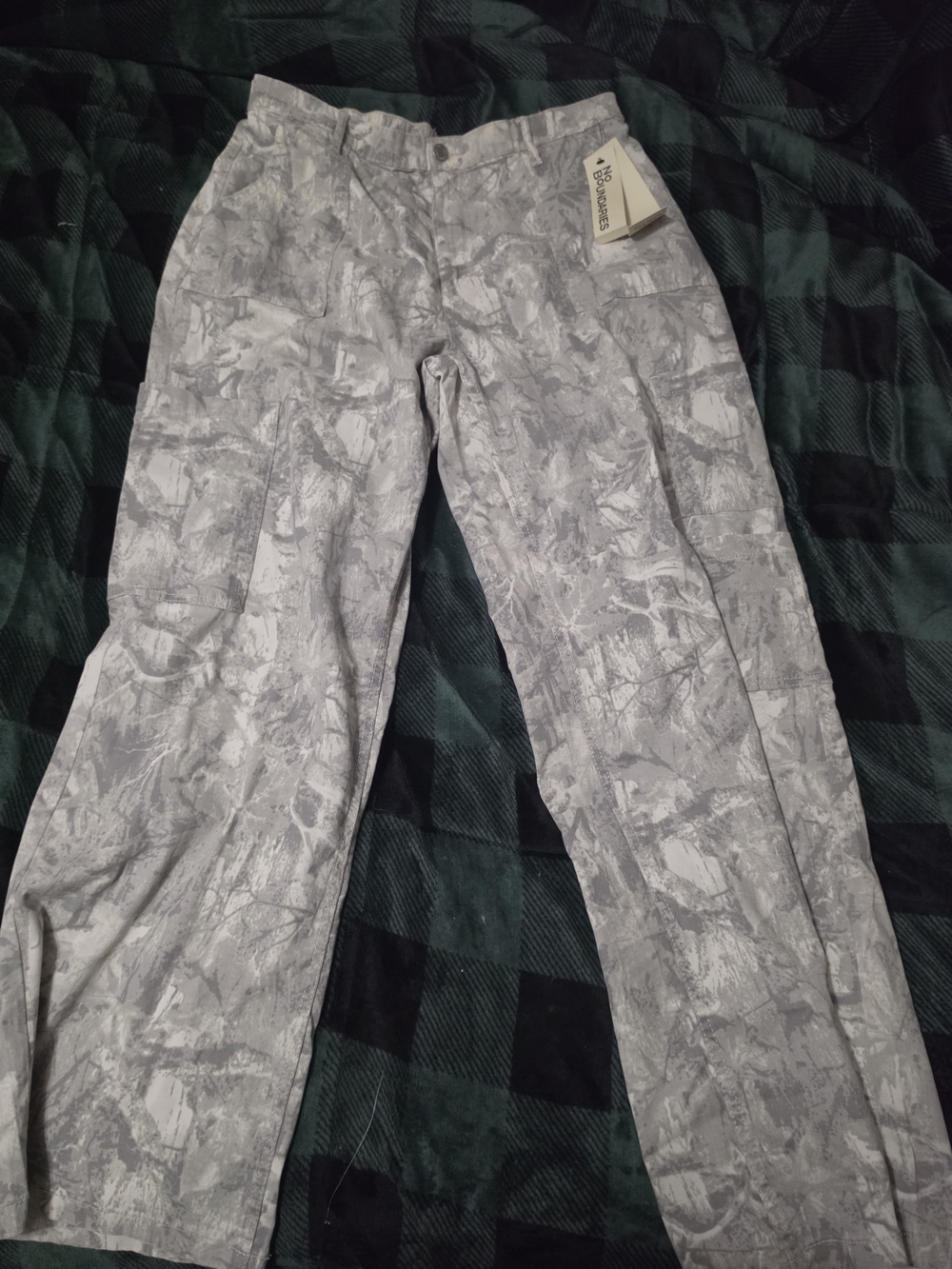 Womens Camo Cargo Pants
